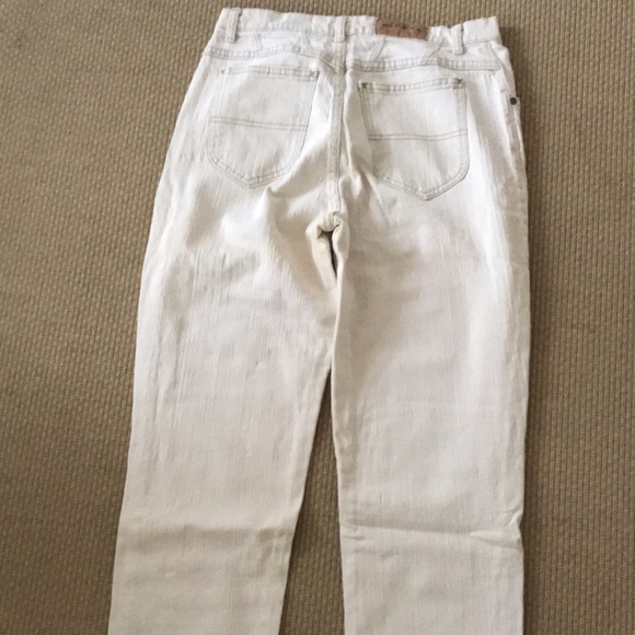 Cream colored lee rider stretch jeans - Picture 2 of 2
